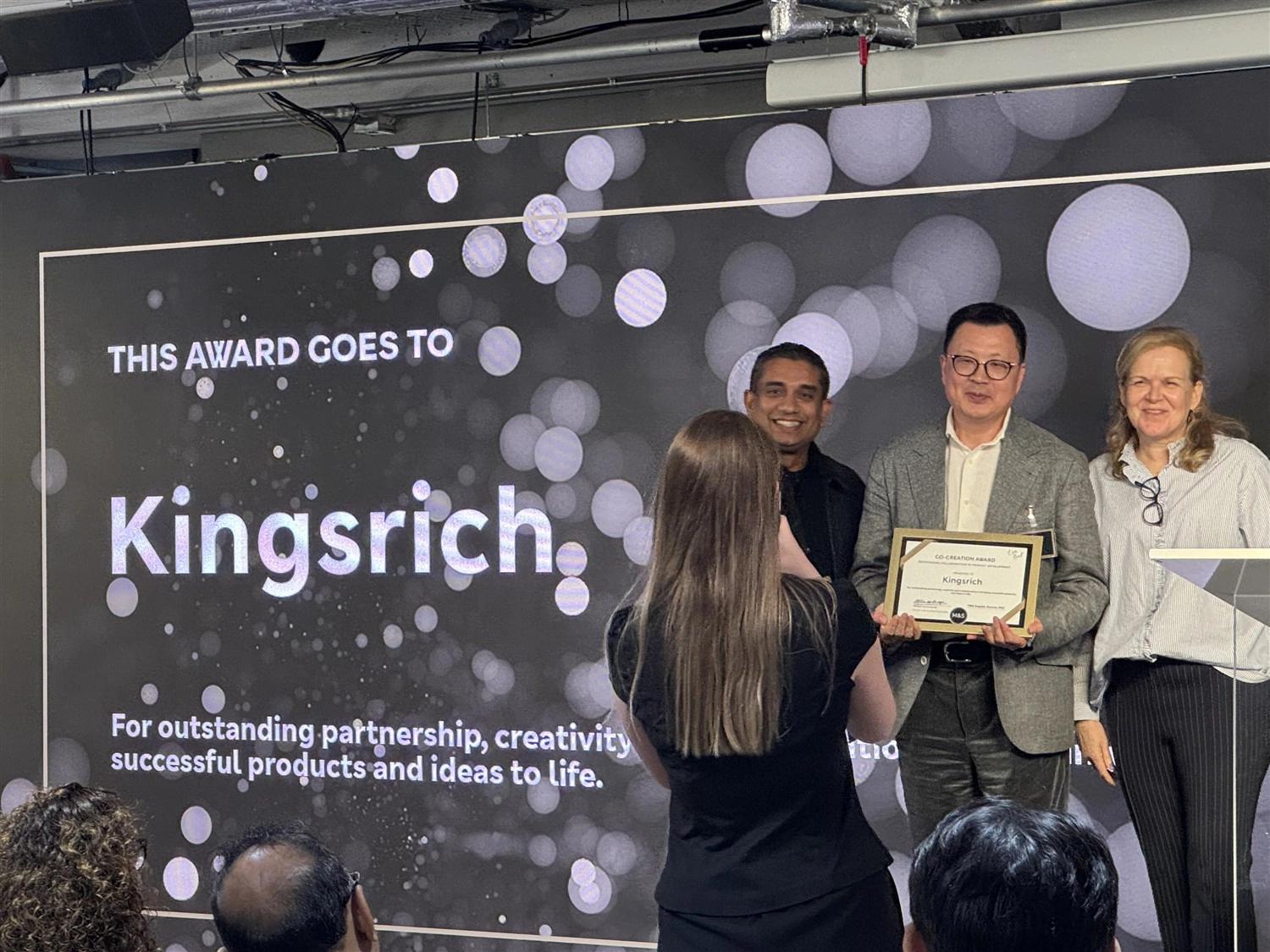 Kingsrich ontvangt de Co-Creation Award tijdens de M&S Supplier Summit 2026